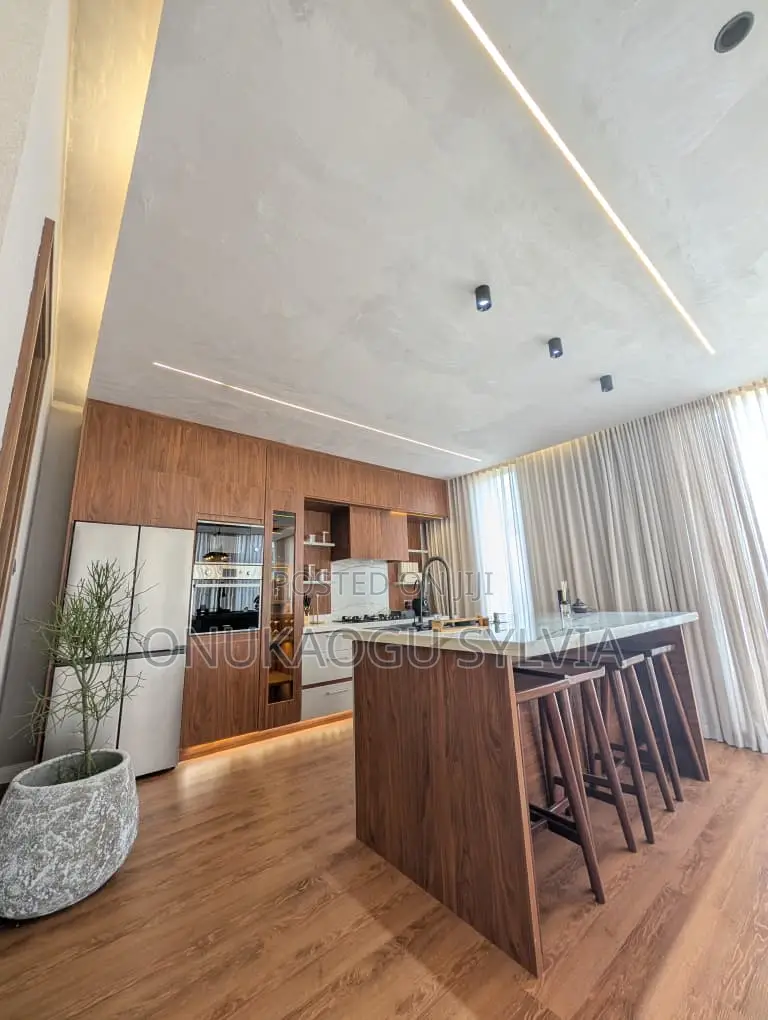 3 Bedroom Minimalist Cottage With Pool in Epe