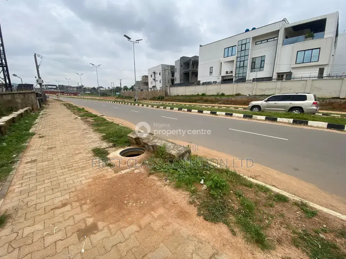 3078SQM Commercial Land in Mabushi