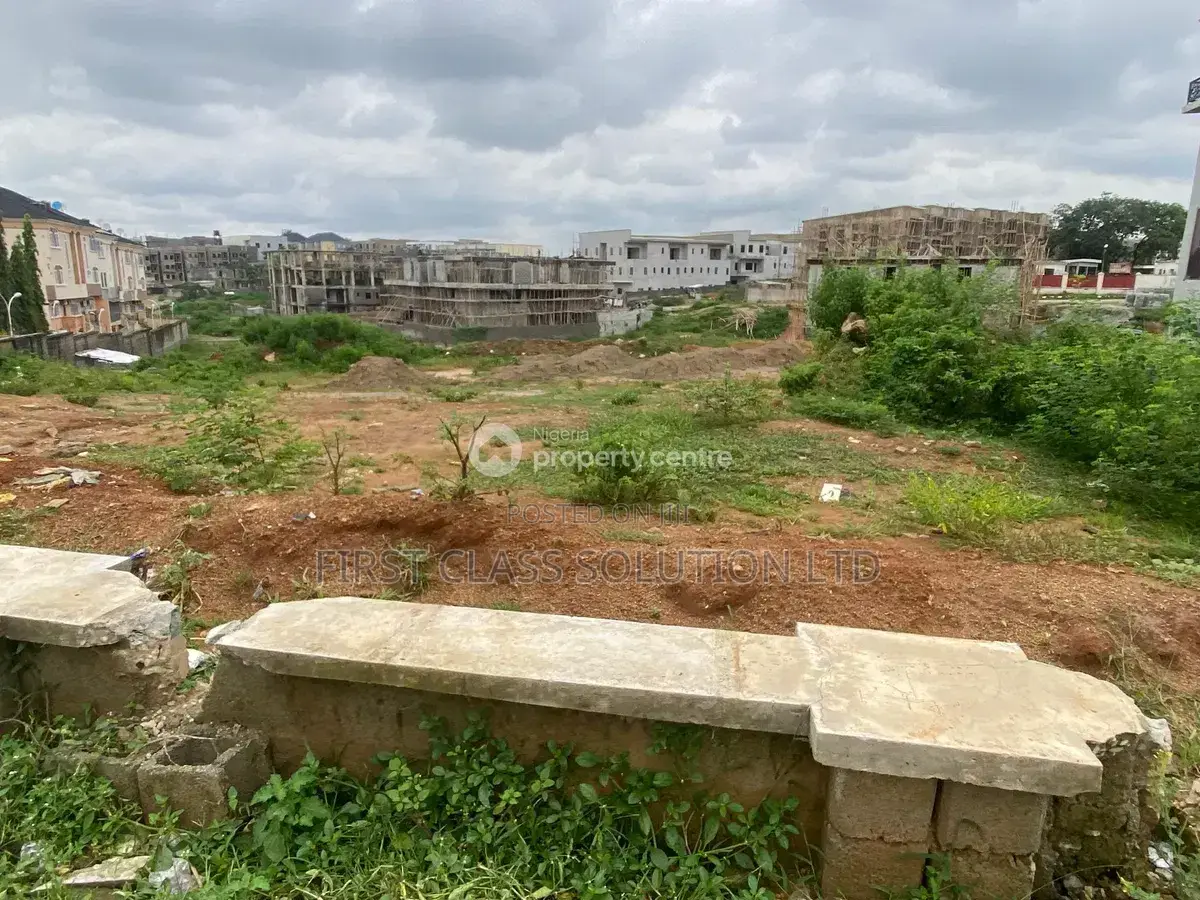 3078SQM Commercial Land in Mabushi