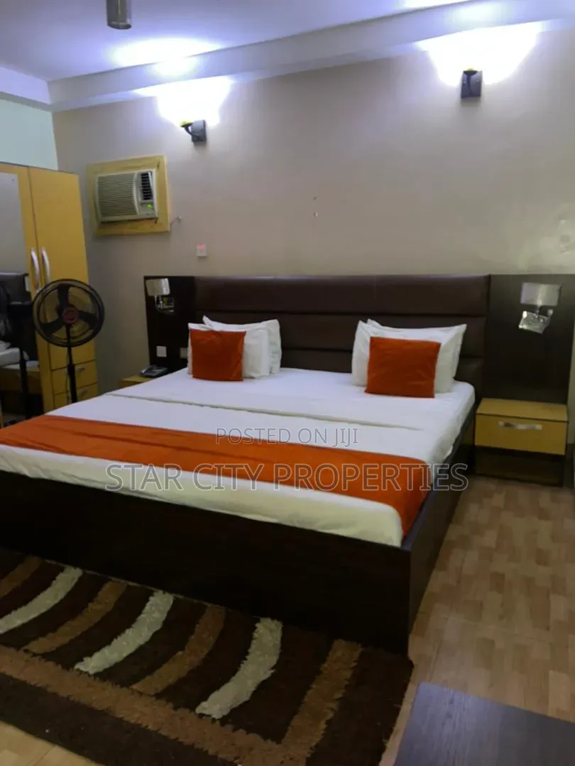 19 Rooms Hotel With Bar and Swimming Pool and Parking Space in Ikeja GRA