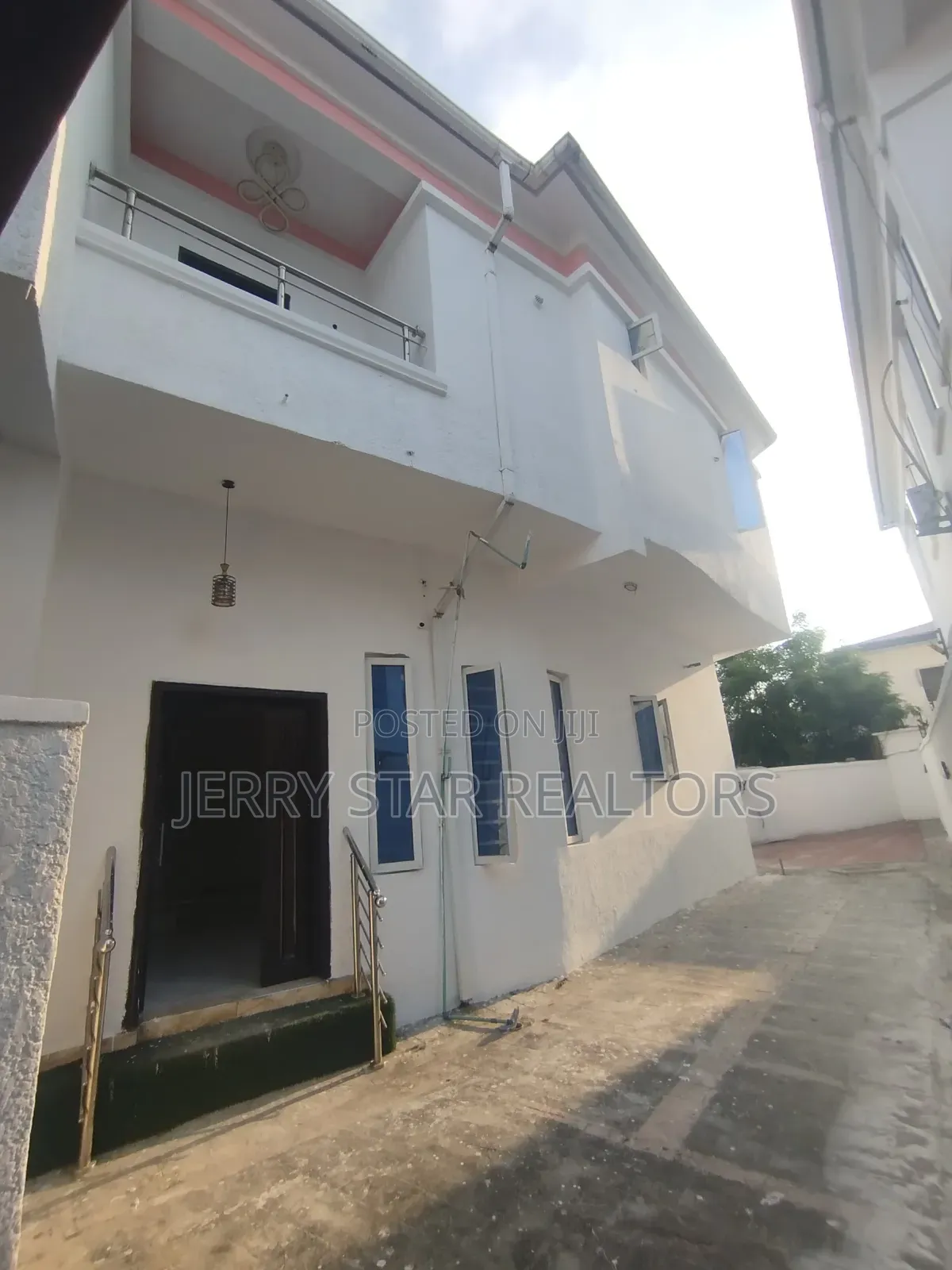 4bdrm Duplex in Thomas Estate for rent in Thomas Estate