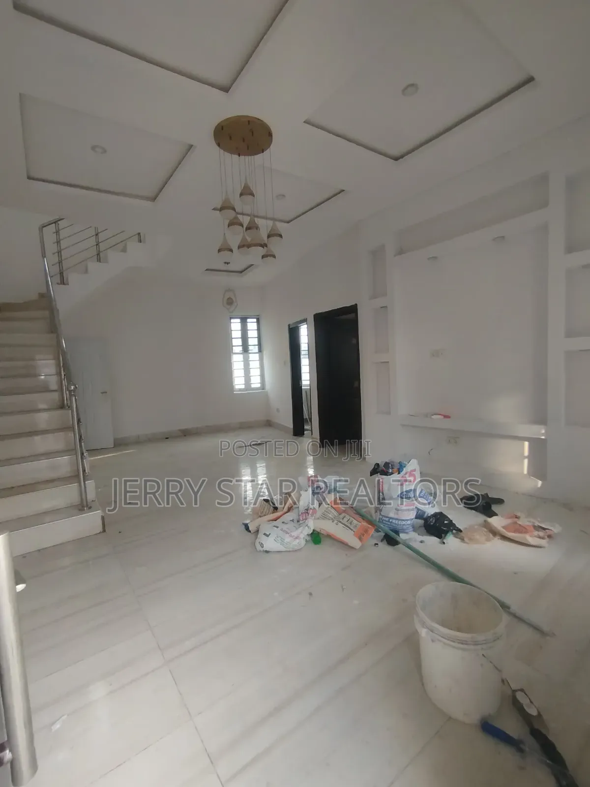 4bdrm Duplex in Thomas Estate for rent in Thomas Estate