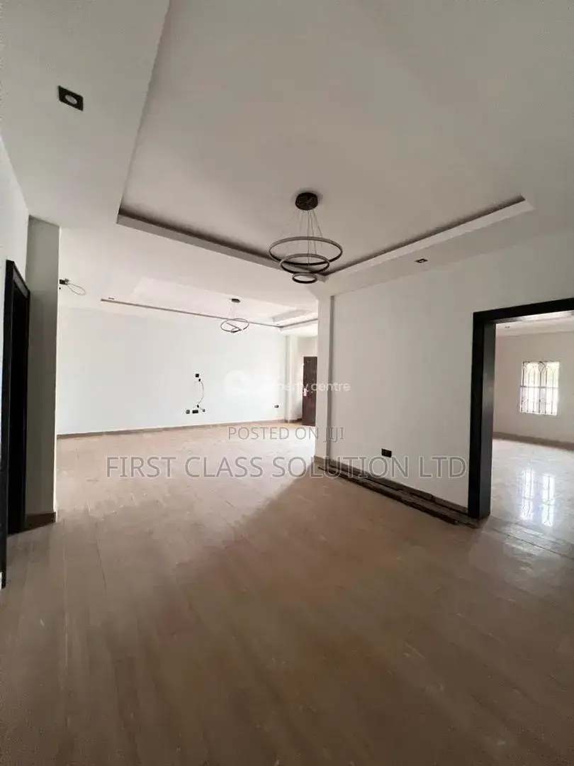 Furnished 3bdrm Block of Flats in Kaura for sale in Kaura
