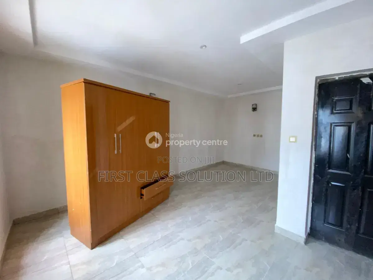 Furnished 3bdrm Apartment in Life Camp for sale in Life Camp