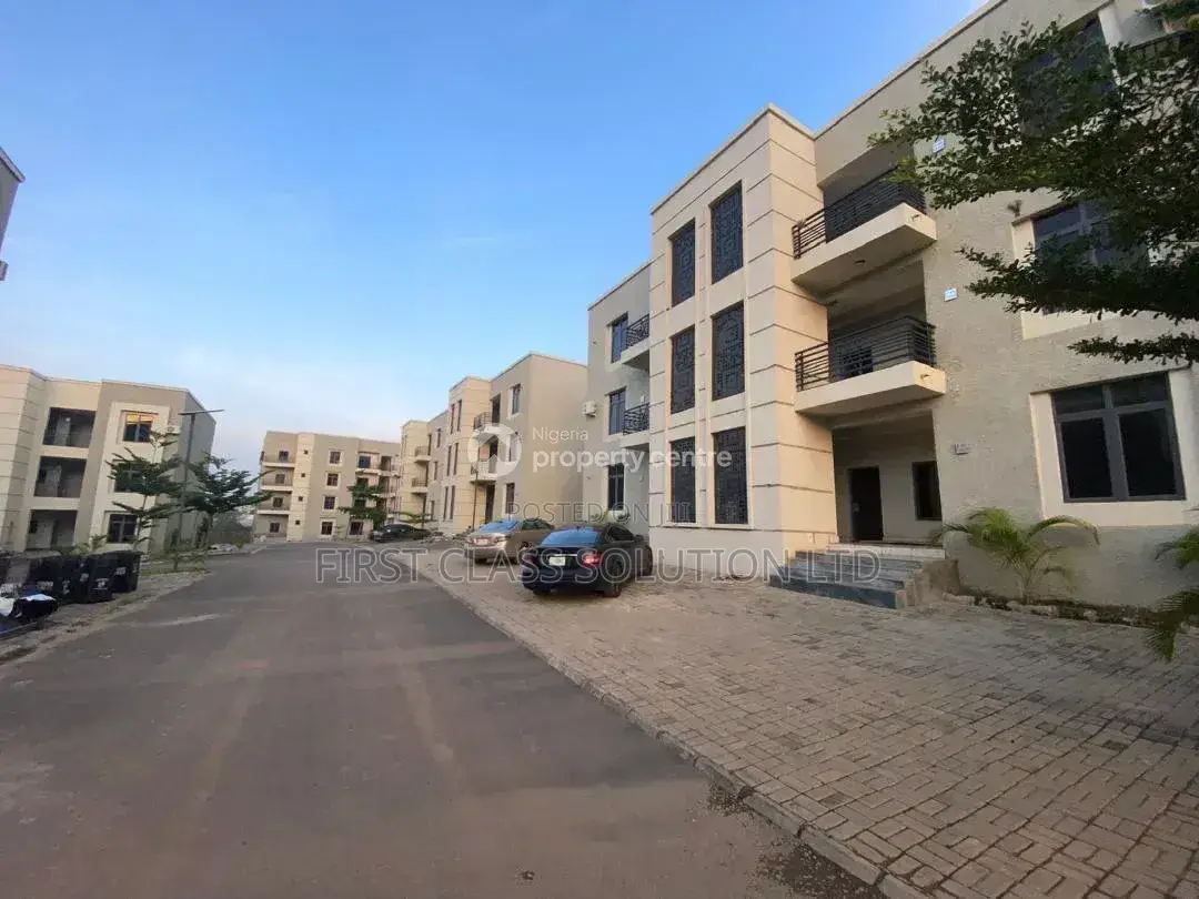 Furnished 3bdrm Apartment in Life Camp for sale in Life Camp