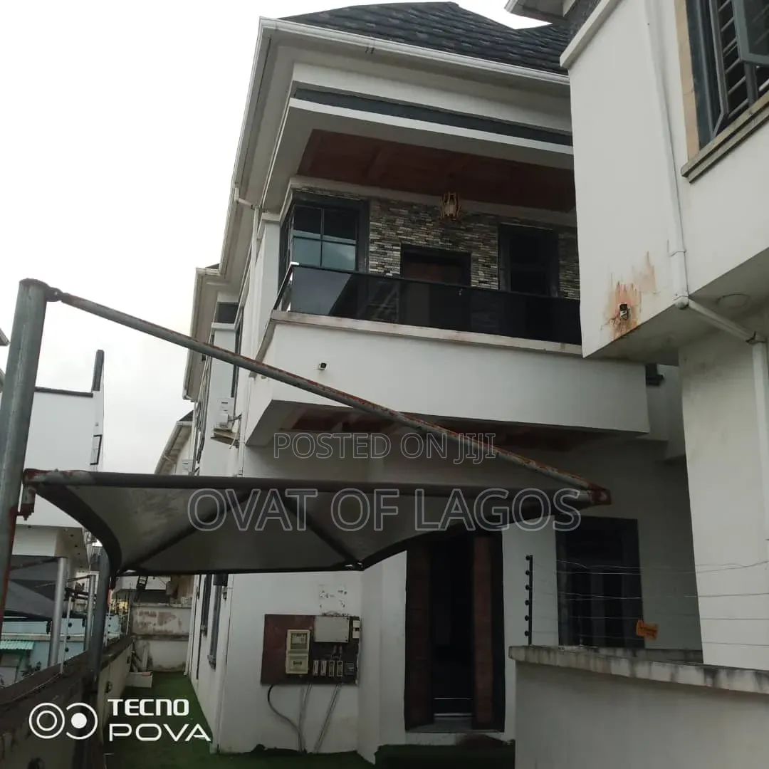 Furnished 4bdrm Duplex in Ikota for rent in Ikota
