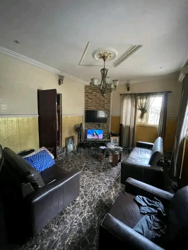 3bdrm Bungalow in Rukpokwu Eneka Road for sale in Rukpokwu
