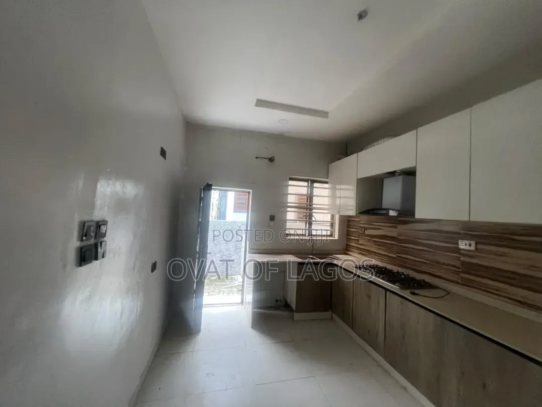 4bdrm Duplex in Orchid, Lekki Expressway for rent in Lekki Expressway