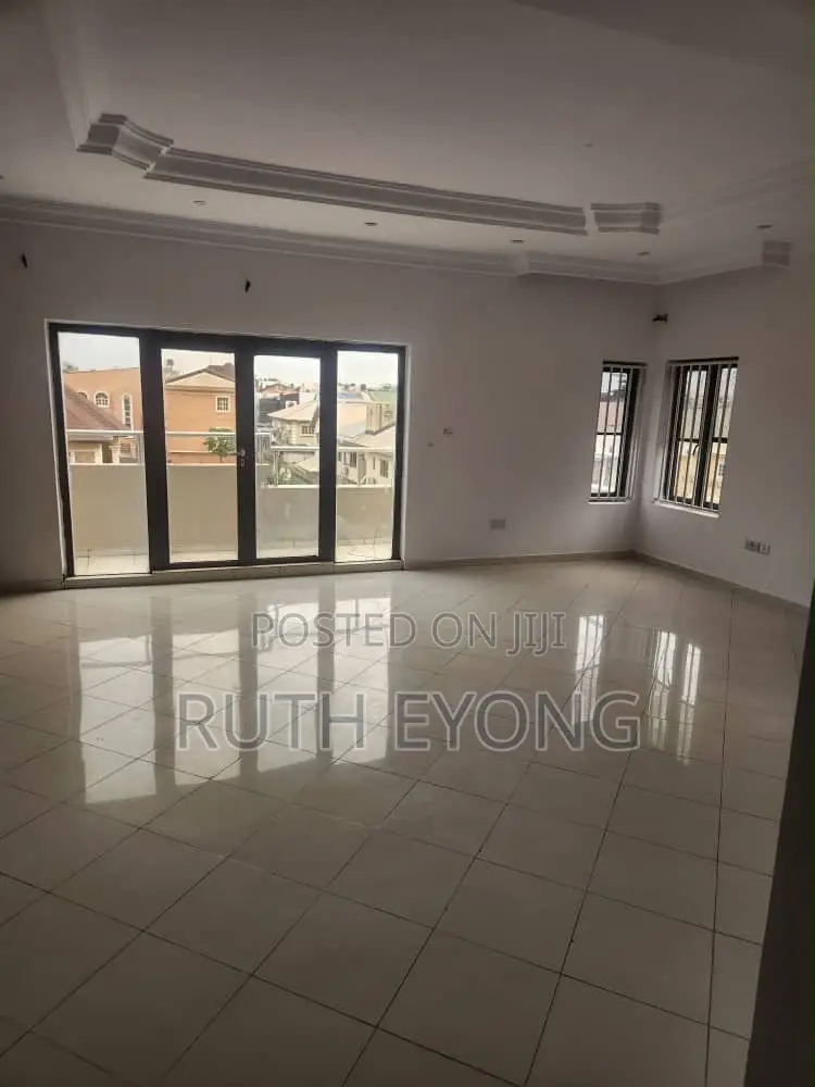 5bdrm House in Lekki Phase 1 Proper for rent in Lekki Phase 1
