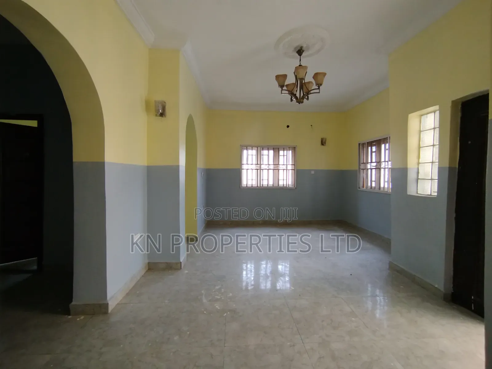 3bdrm Duplex in Airport Road, Sabon Lugbe for rent in Sabon Lugbe