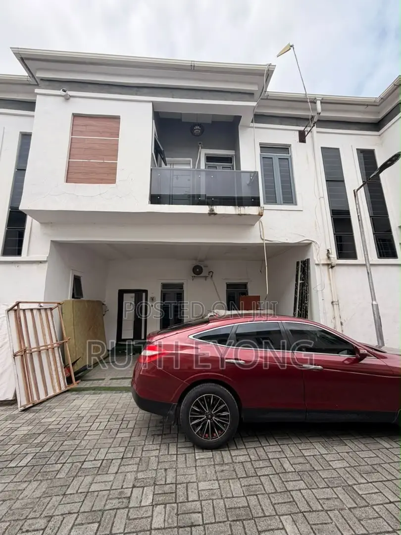 4bdrm Townhouse/Terrace in Royal Pine Estate, Lekki Phase 1 for sale in Lekki Phase 1