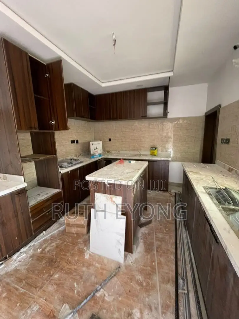 3bdrm Duplex in Off Nike Art Gallery, Lekki Phase 1 for rent in Lekki Phase 1