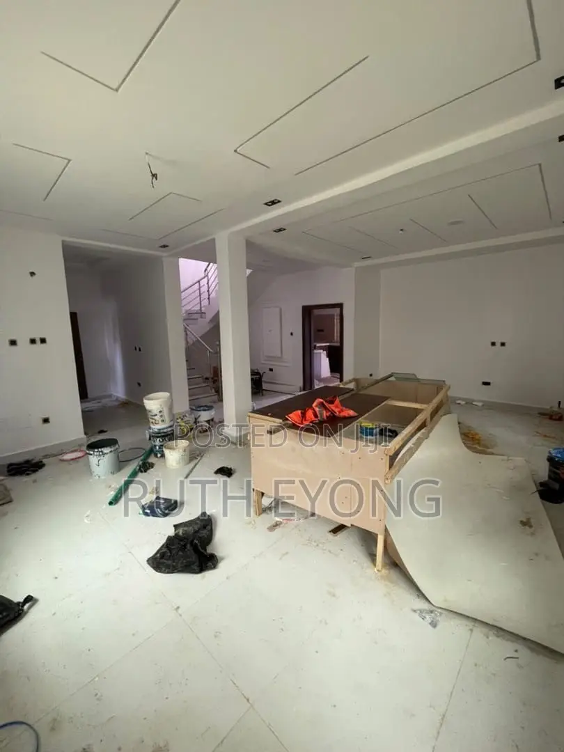 3bdrm Duplex in Off Nike Art Gallery, Lekki Phase 1 for rent in Lekki Phase 1