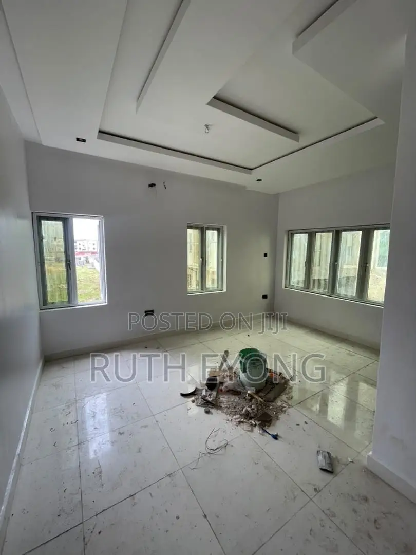 3bdrm Duplex in Off Nike Art Gallery, Lekki Phase 1 for rent in Lekki Phase 1