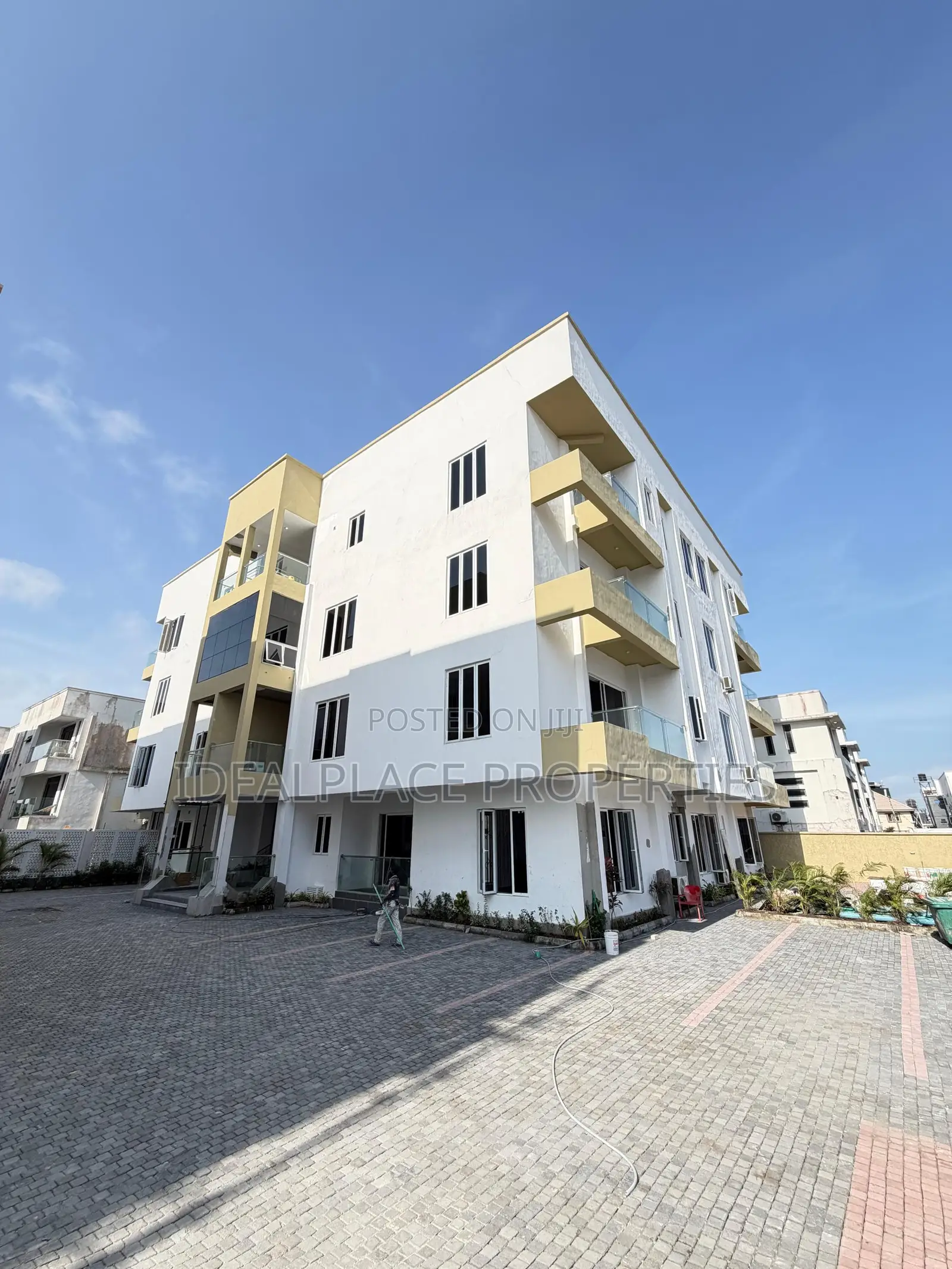 2bdrm Apartment in Lekki Phase 1 for sale in Lekki Phase 1