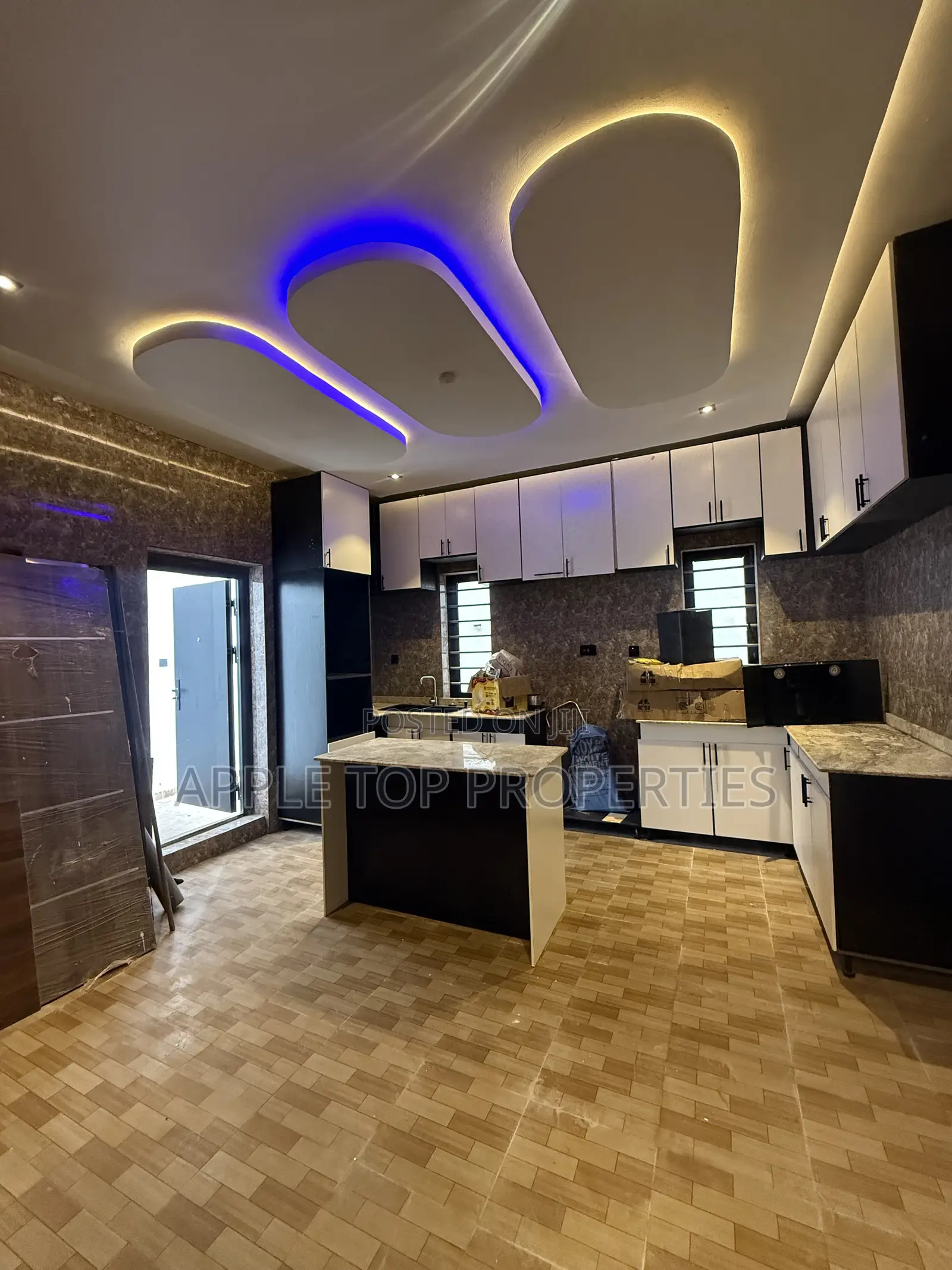 5bdrm Duplex in Trans Ekulu, Enugu for sale in Enugu