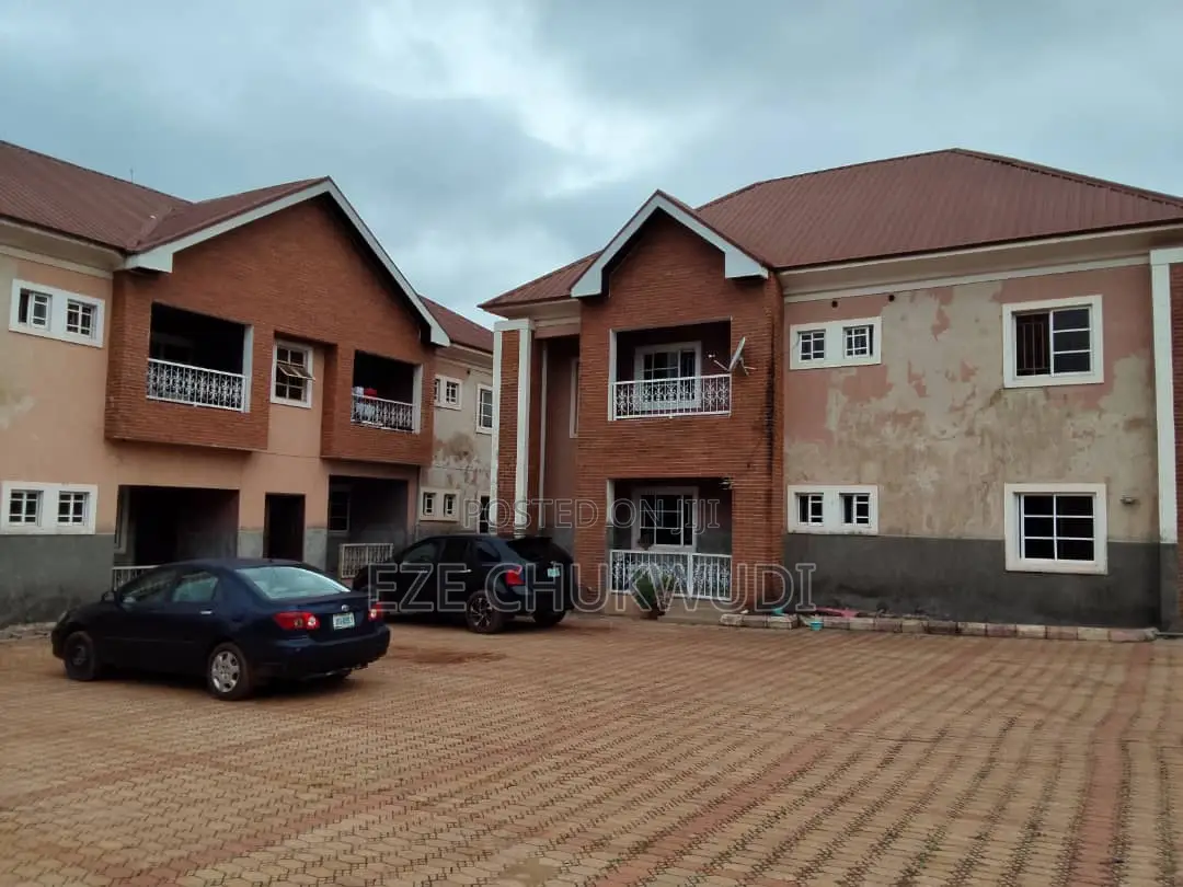 3bdrm Block of Flats in Sunrise Estate, Enugu for sale in Enugu