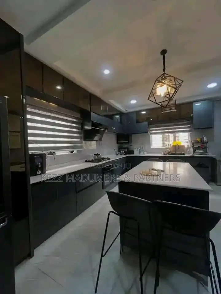 Furnished 5bdrm Duplex in Reefcourt Estate, for sale in Trans Amadi