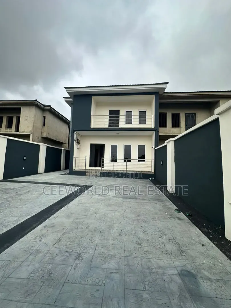 3bdrm Duplex in Okebadan Estate, Akobo for rent in Akobo