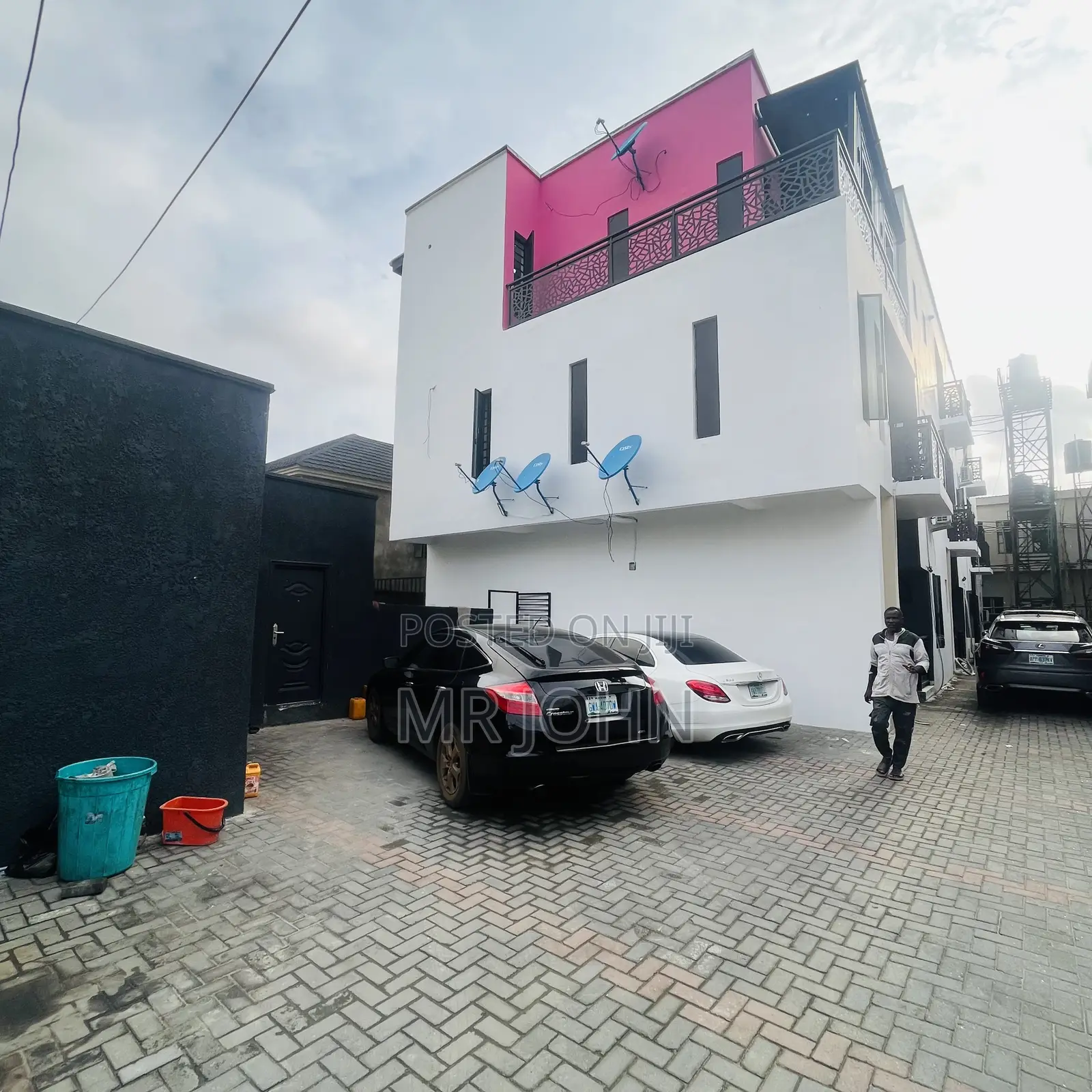 2bdrm Apartment in Ikota Villa, Lekki for rent in Lekki