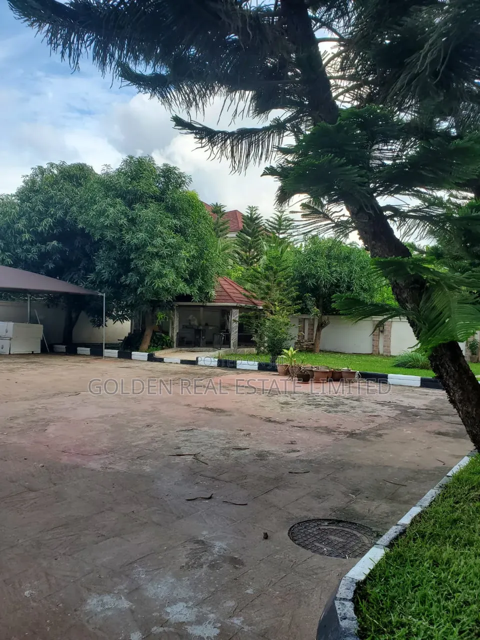 8bdrm Duplex in Katampe Extension for rent in Katampe Extension