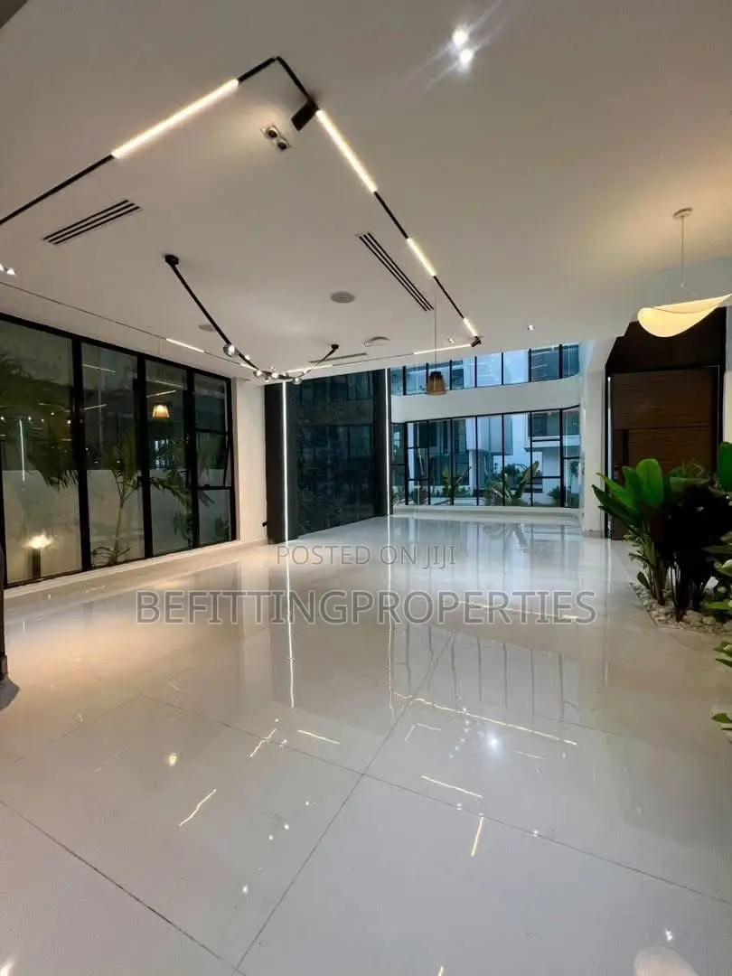 5bdrm House in Lekki for sale in Lekki