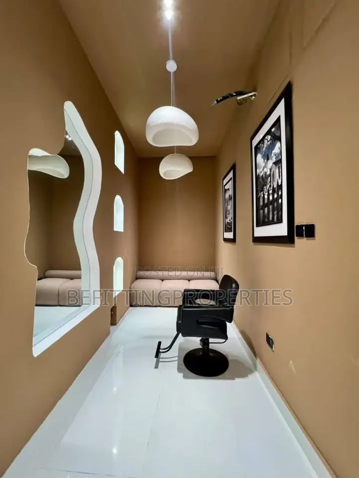 5bdrm House in Lekki for sale in Lekki