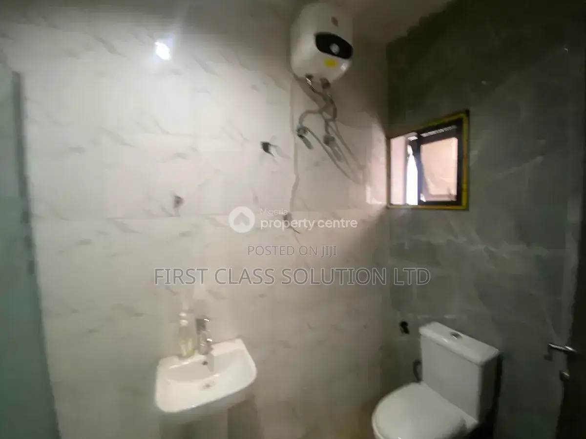 Furnished 3bdrm Apartment in Life Camp for sale in Life Camp