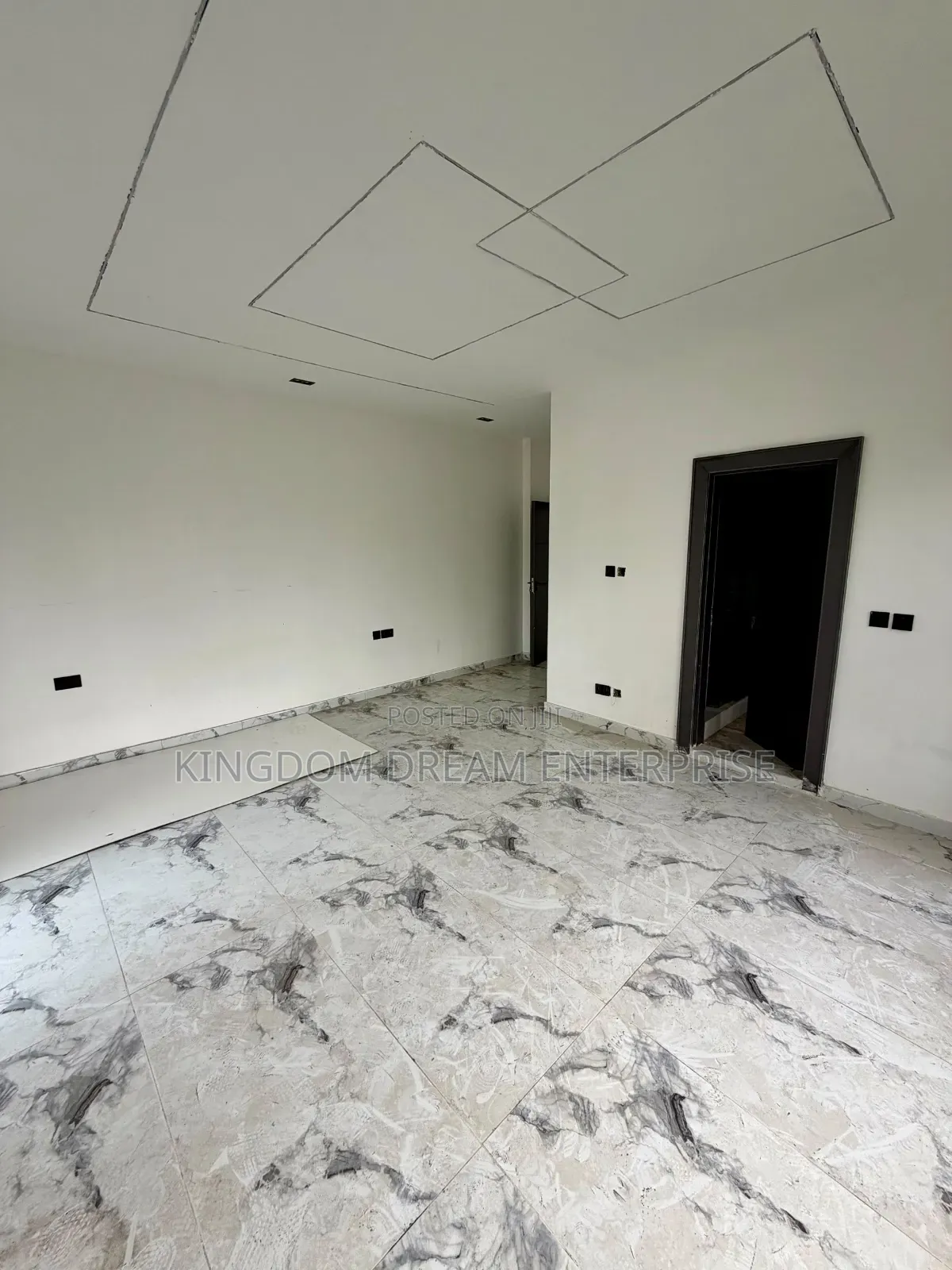 2bdrm Apartment in Banana Island Ikoyi for sale in Banana Island