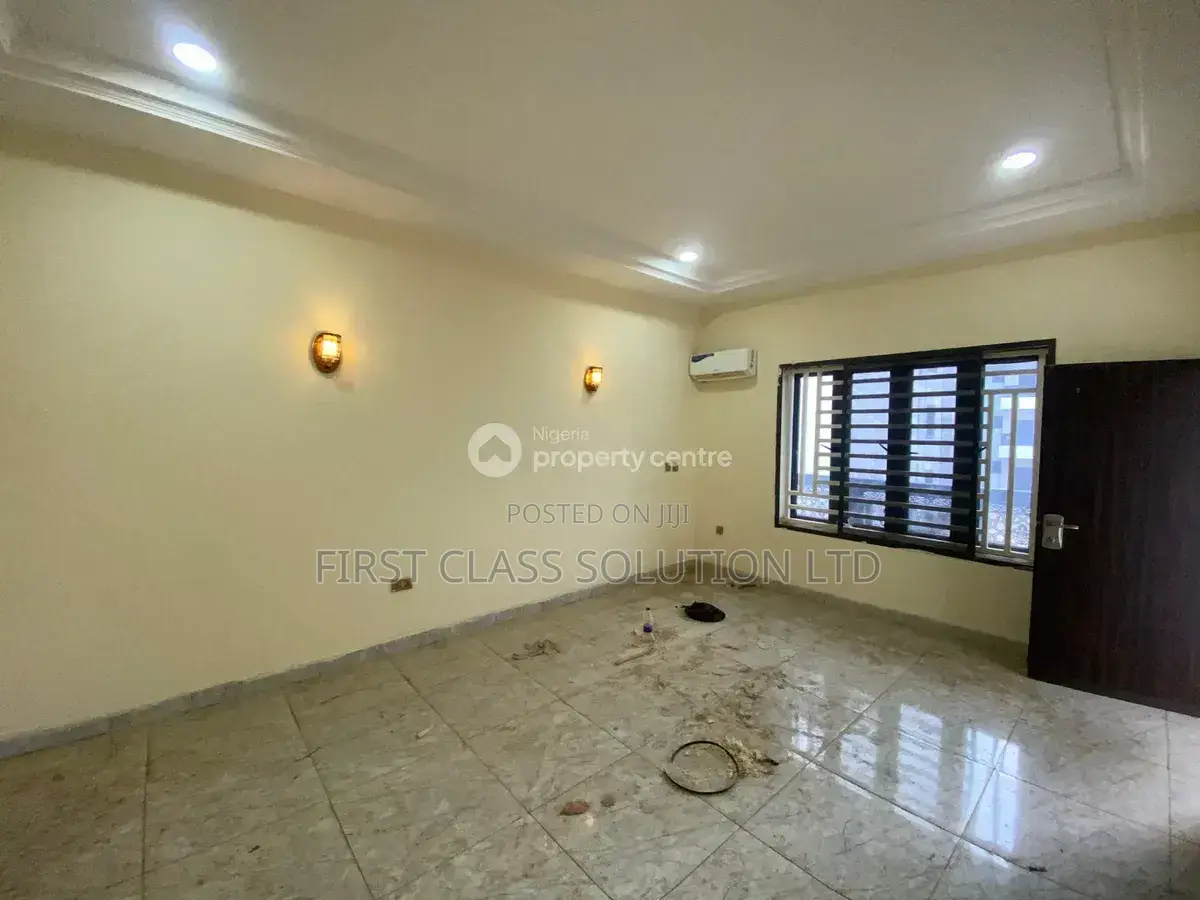 Furnished 4bdrm Duplex in Life Camp for sale in Life Camp