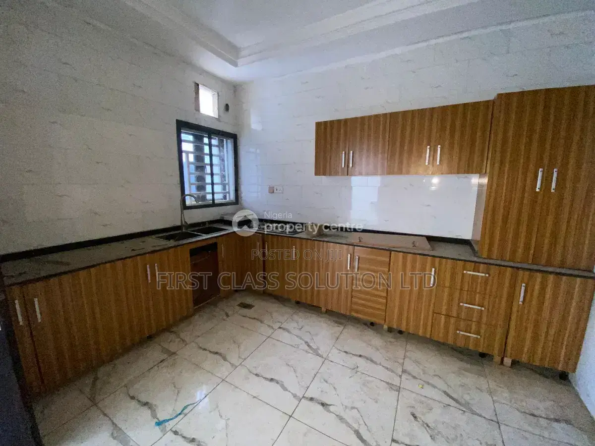 Furnished 4bdrm Duplex in Life Camp for sale in Life Camp