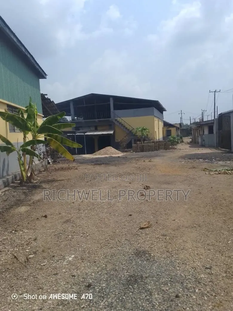 Warehouse R Lease in Apata