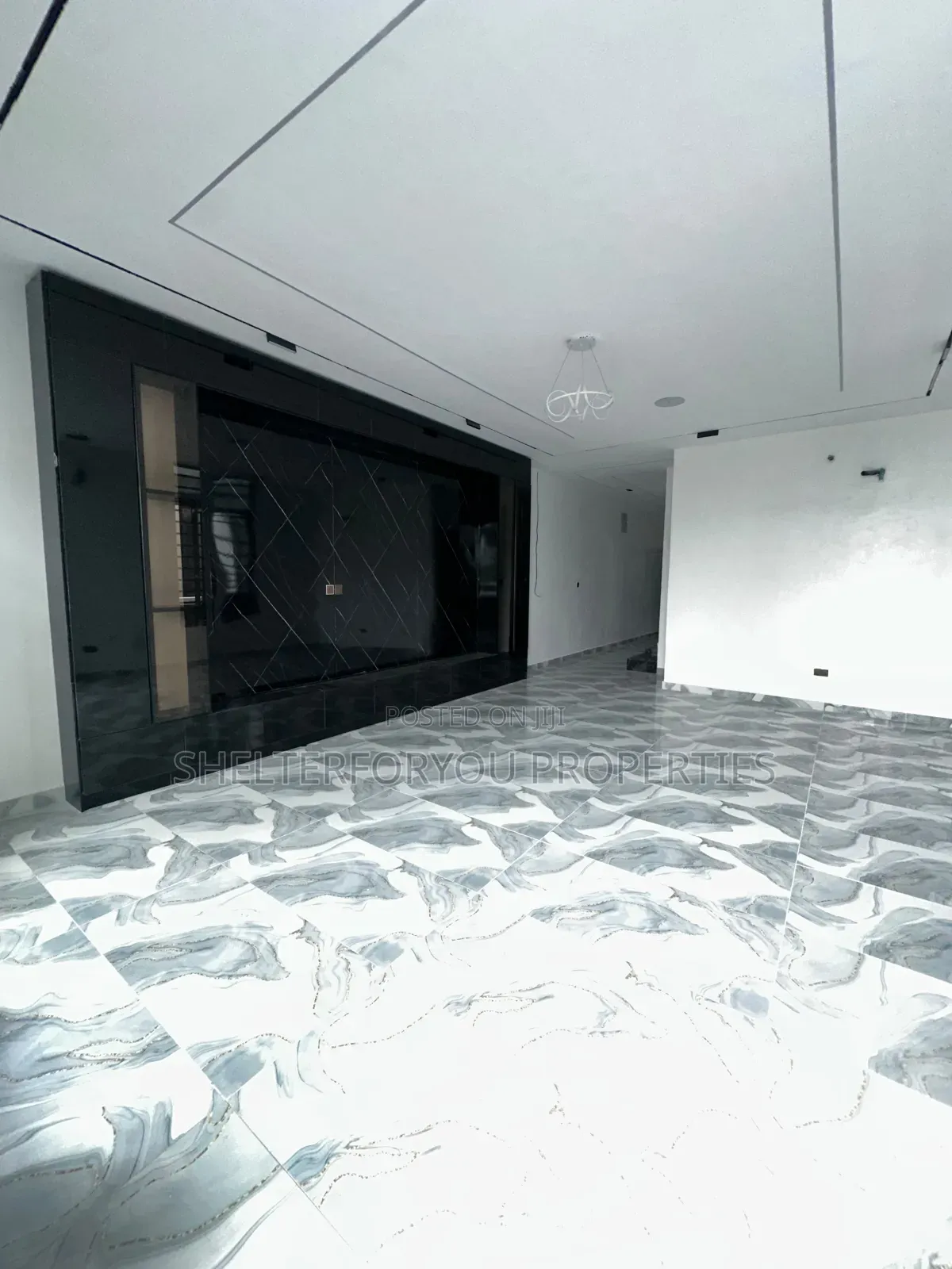 4bdrm Duplex in Lekki Expressway for sale in Lekki Expressway