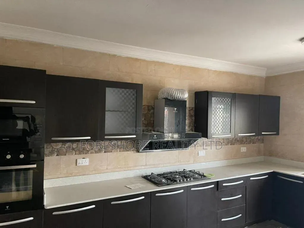 3bdrm Apartment in Onipanu for sale in Onipanu