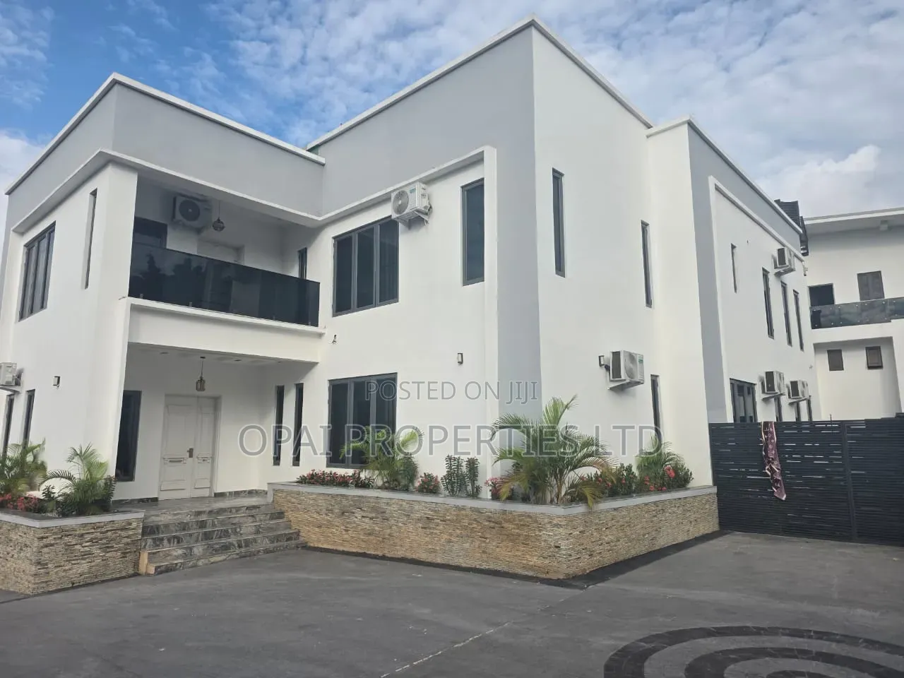 Furnished 9bdrm House in Asokoro for sale in Asokoro