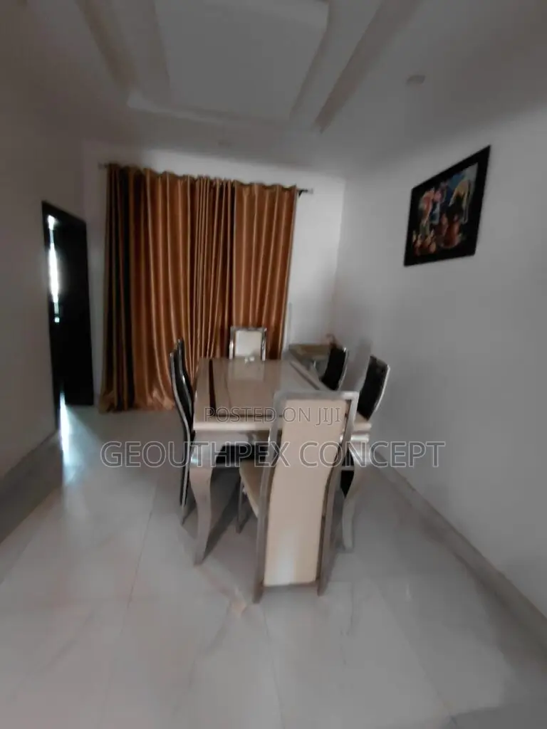 3bdrm Bungalow in Temidire Estate, Ologuneru for sale in Ologuneru