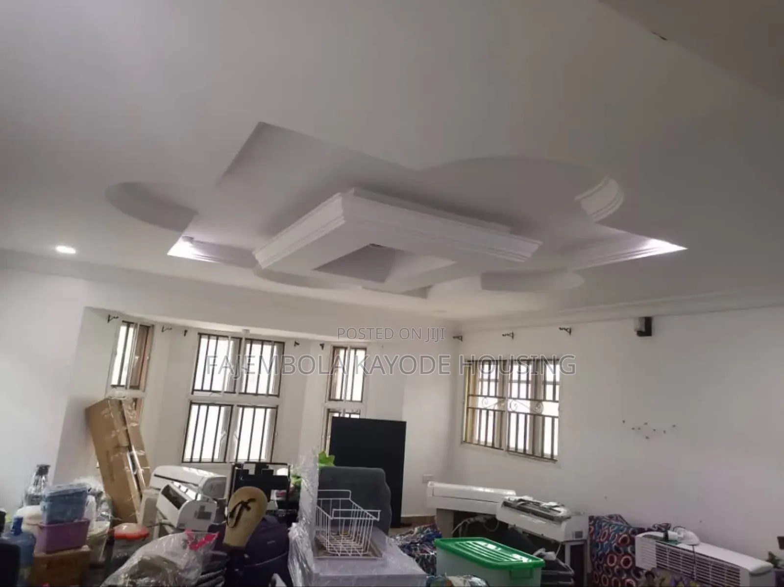 3bdrm Block of Flats in Kolapo Ishola Gra, Akobo for rent in Akobo