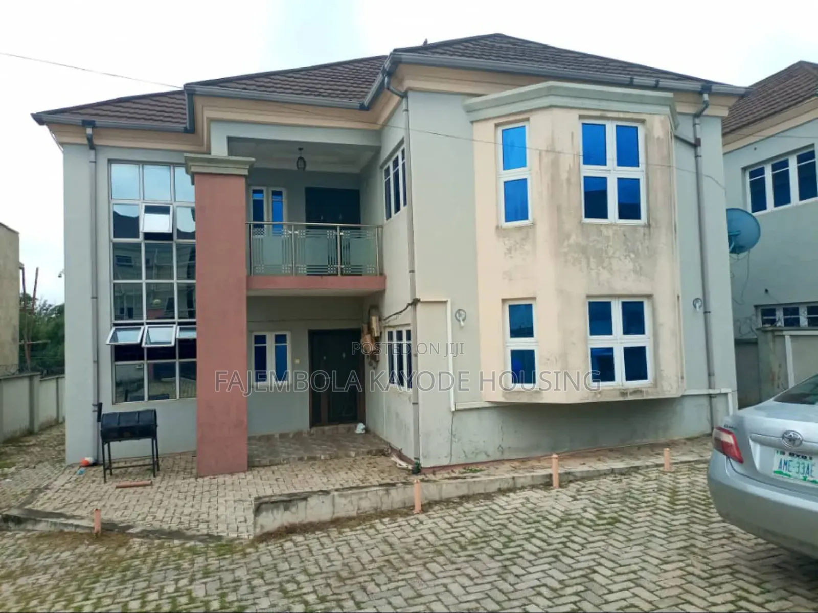 3bdrm Block of Flats in Kolapo Ishola Gra, Akobo for rent in Akobo