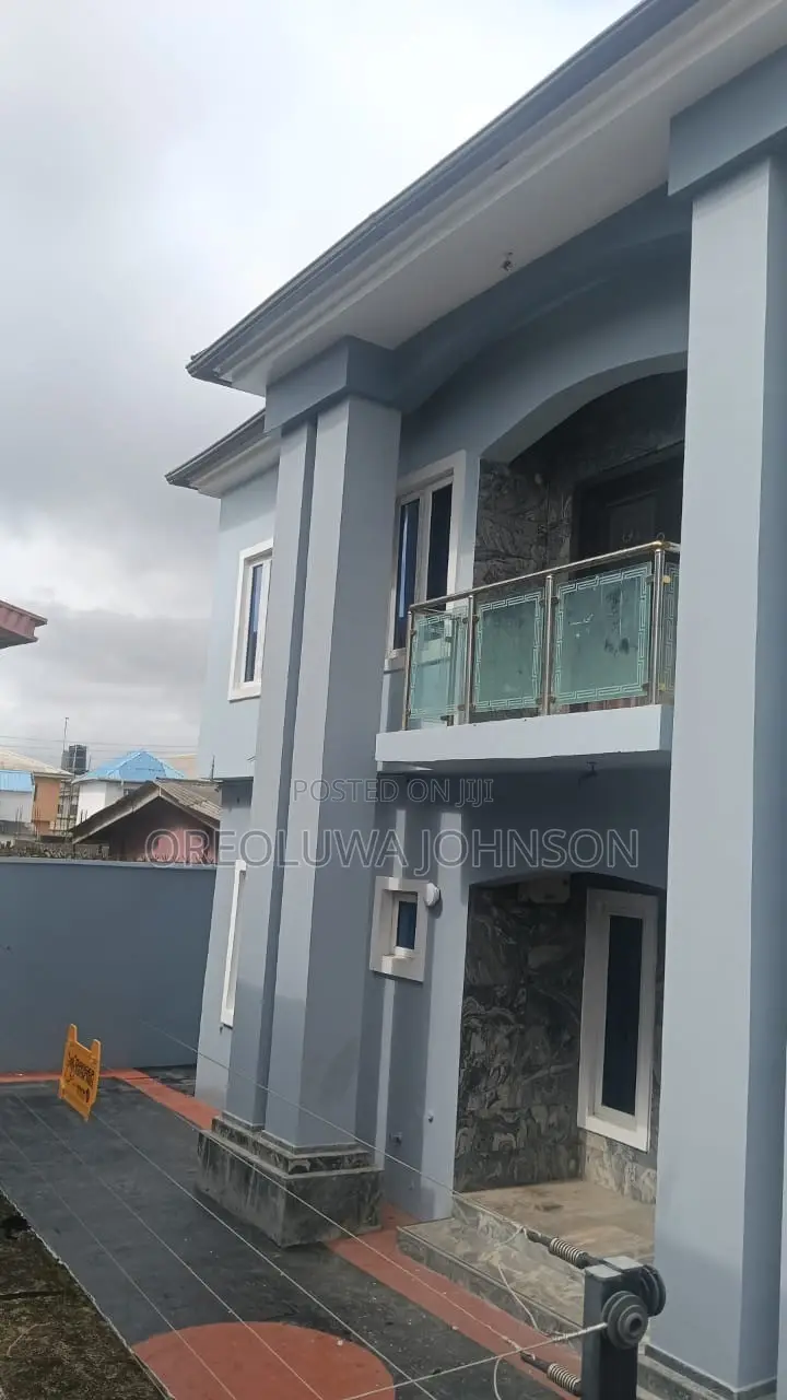 4bdrm Duplex in Unity Estate, Egbeda / Egbeda for sale in Egbeda / Egbeda