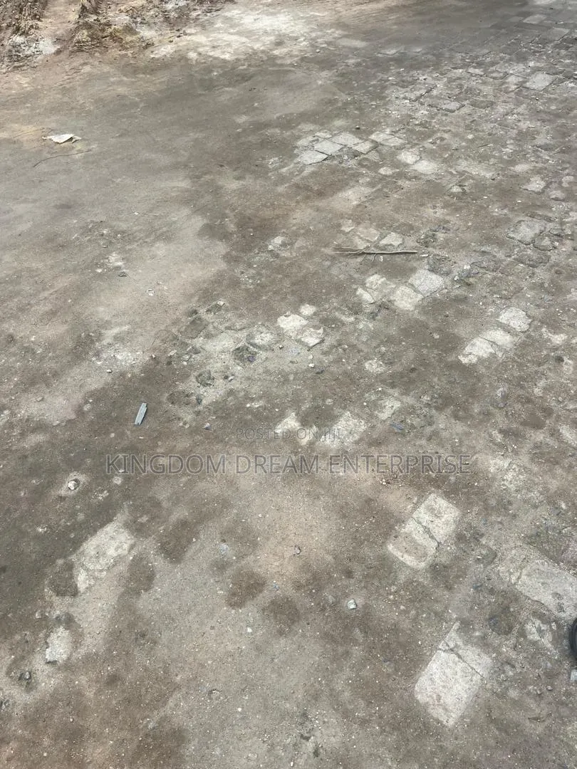 Pinnock Beach Estate (Osapa Lekki) 1,934sqm Gov’s Consent N2.5B in Osapa london