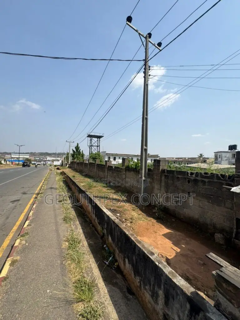 1,626 SQM Commercial Land in Jericho Ibadan in Jericho