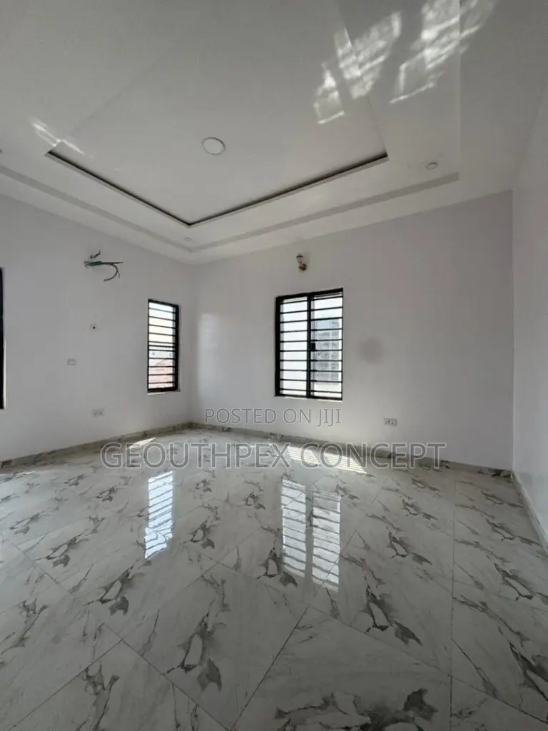 4bdrm Duplex in Ikolaba Estate, Agodi for sale in Agodi