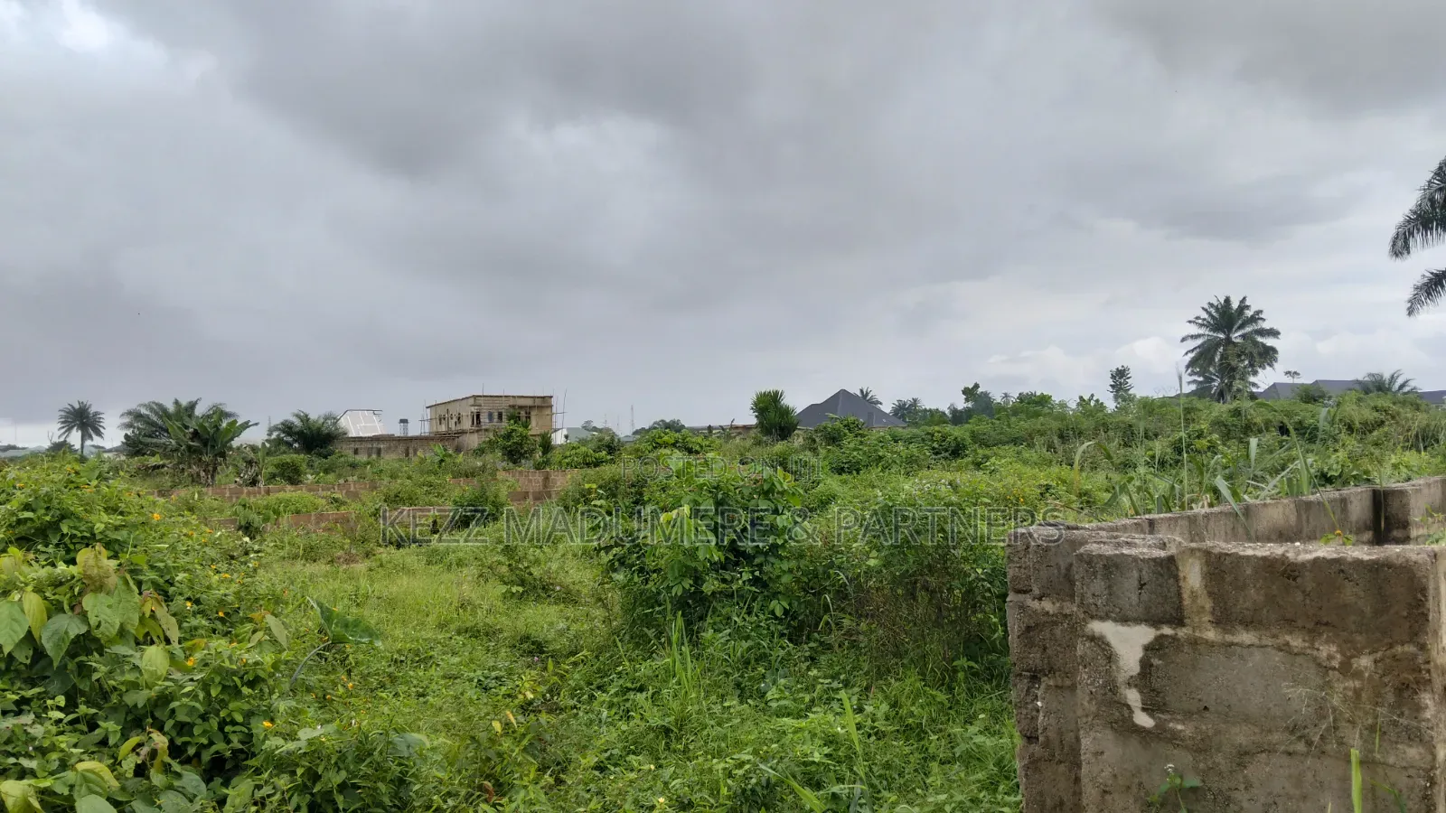 For Sale : 4 1⁄2 Plots Aba Owerri Road Naze Owerri in Owerri