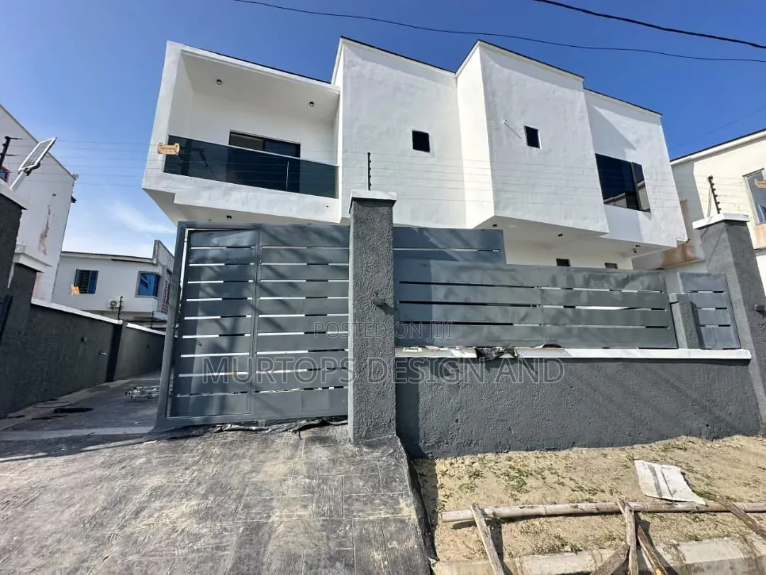4bdrm Duplex in Lekki Phase 2 for rent in Lekki Phase 2