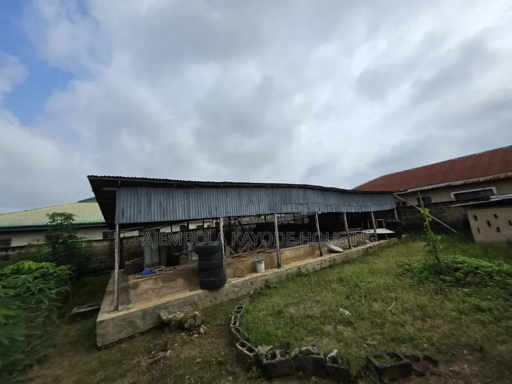 Standard Plot of Land at Ekerin, Ologuneru. in Ologuneru
