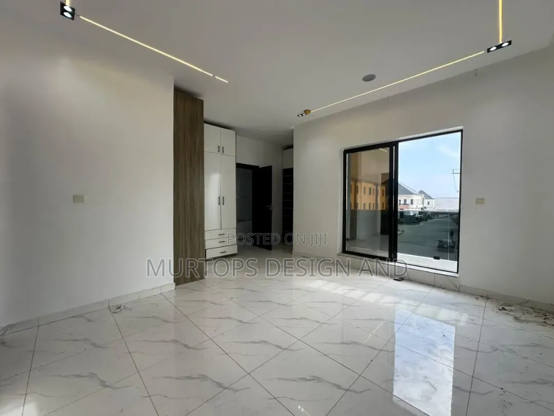 4bdrm Duplex in Lekki Phase 2 for rent in Lekki Phase 2