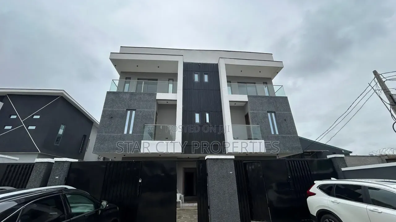 4bdrm Townhouse/Terrace in Ogudu Gra for sale in Ogudu GRA