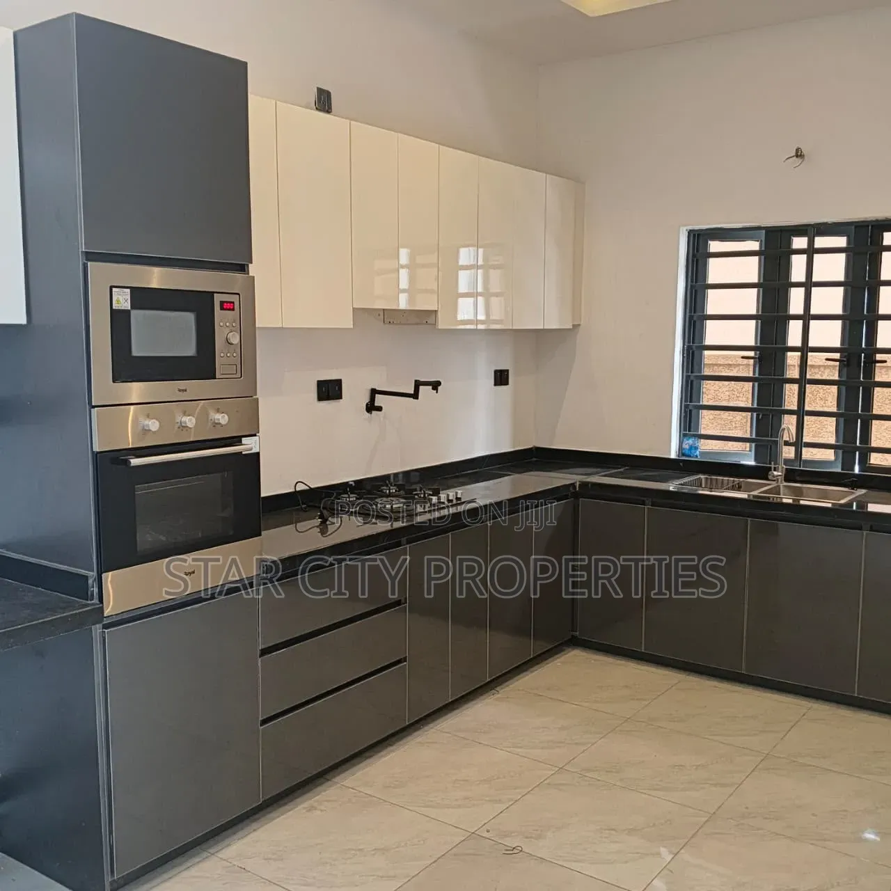 4bdrm Townhouse/Terrace in Ogudu Gra for sale in Ogudu GRA