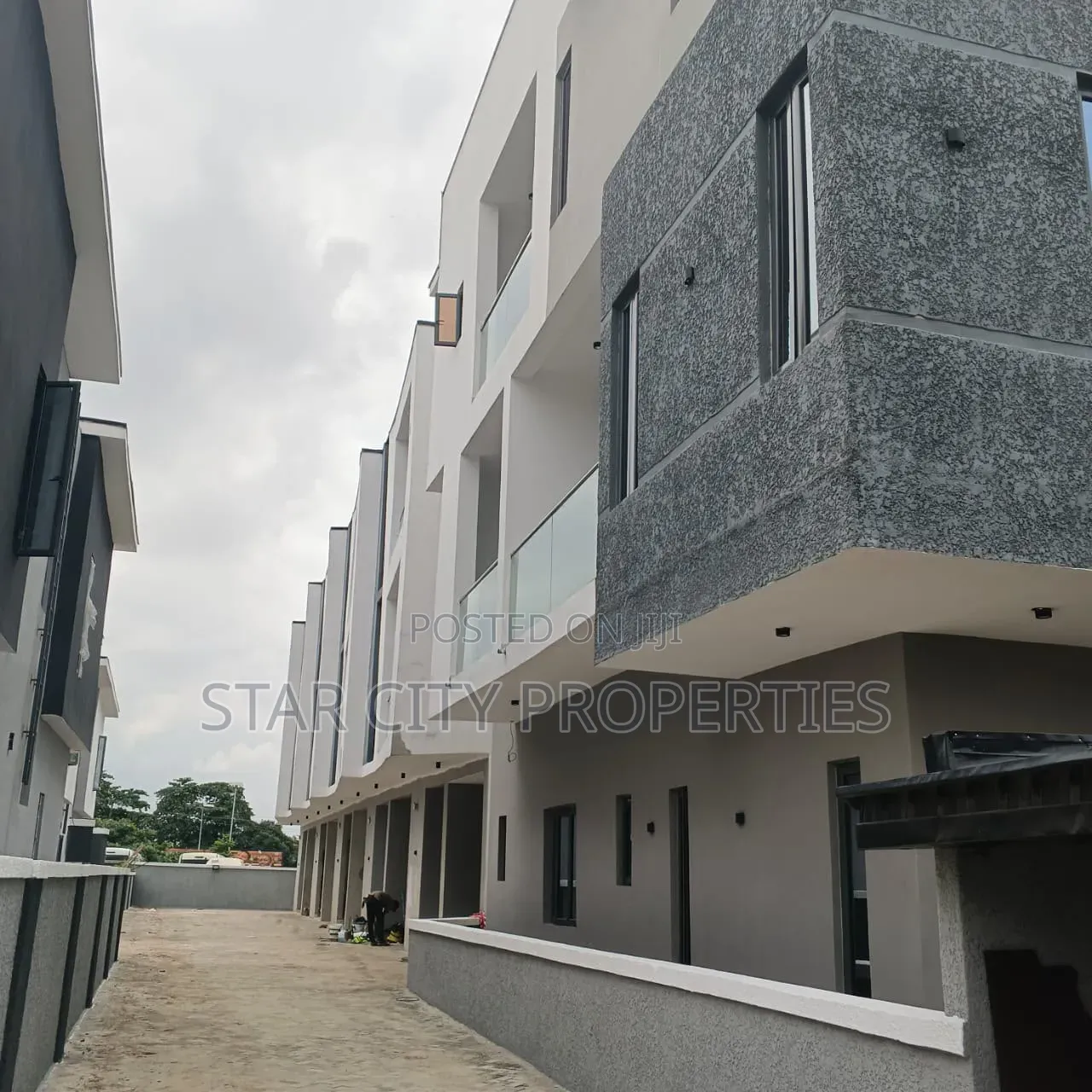 4bdrm Townhouse/Terrace in Ogudu Gra for sale in Ogudu GRA