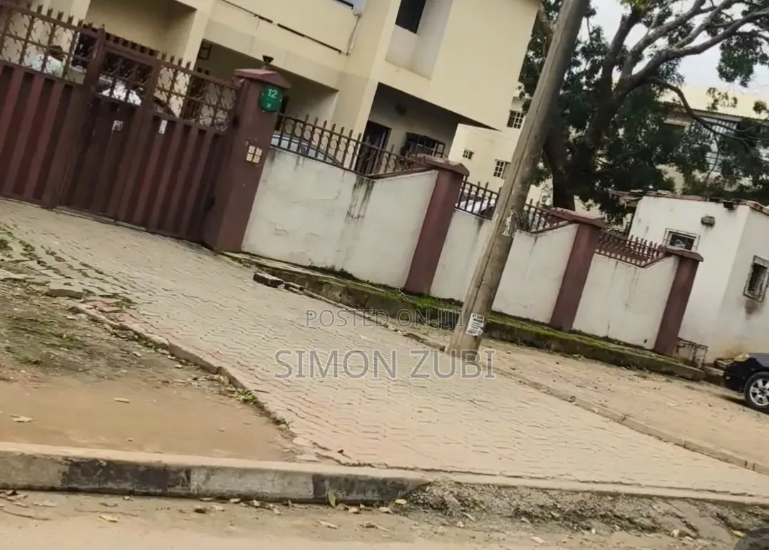4bdrm Block of Flats in Wuse Zone 6 for sale in Zone 6 / Wuse
